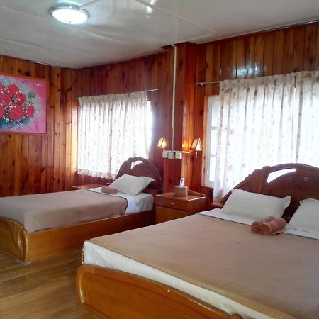 Bright Hotel Nyaung Shwe Exterior foto
