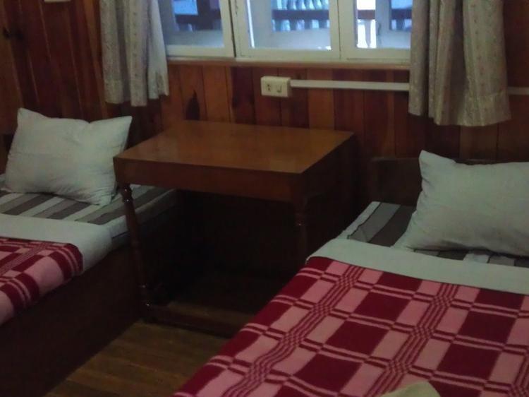 Bright Hotel Nyaung Shwe Exterior foto