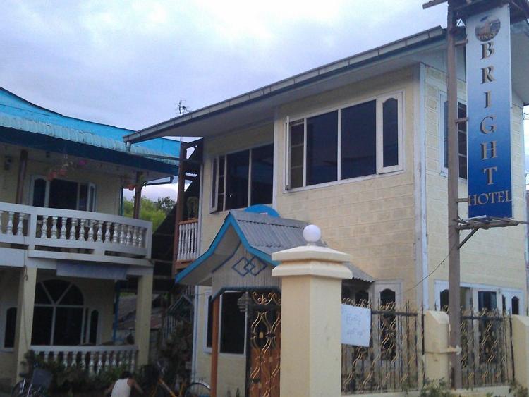 Bright Hotel Nyaung Shwe Exterior foto