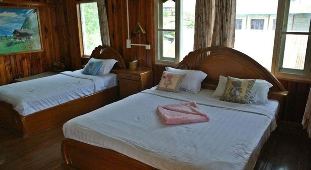 Bright Hotel Nyaung Shwe Exterior foto
